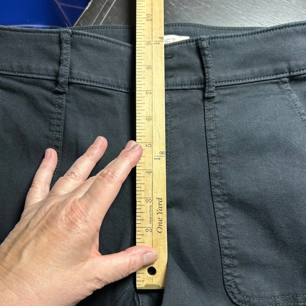 LOFT Outlet Petite Charcoal Straight Crop Cargo Pants Womens 4P Utility‎ Stretch